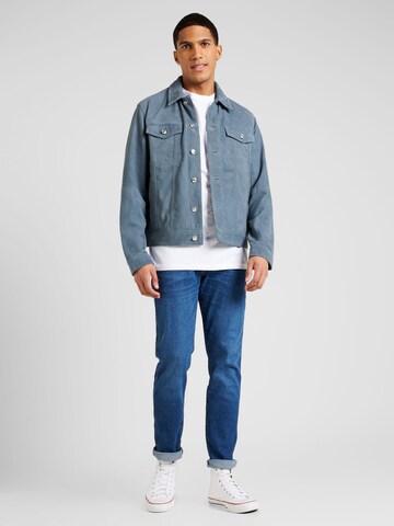 Coupe slim Jean 'LARSTON' WRANGLER en bleu