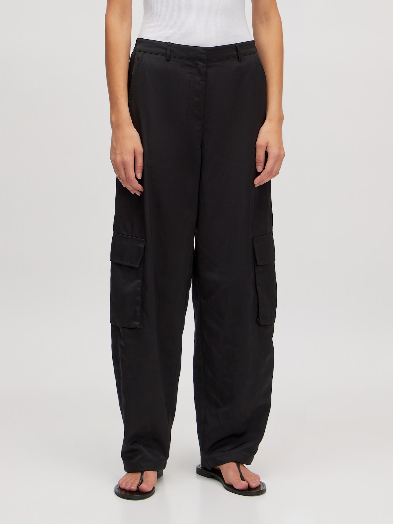 EDITED Produkte Hose 'Tiffany' schwarz