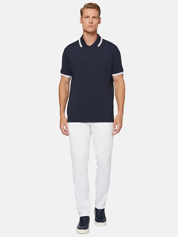 Coupe slim Pantalon chino Boggi Milano en blanc