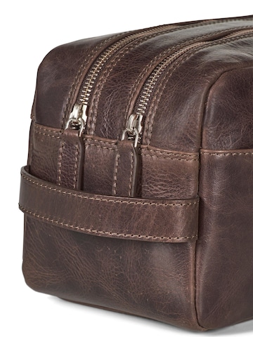 Howard London Toiletry bag 'Toiletry Bag Hayden Dark Brown' in Brown