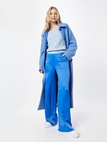 ONLY - Jersey 'ONLBRYNN' en azul