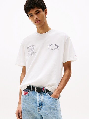 Tommy Jeans Μπλουζάκι 'BOROUGHS' σε λευκό: μπροστά