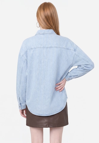 MYMO - Blusa em azul