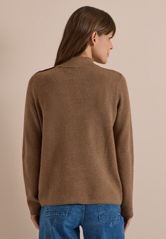 CECIL Pullover mit Struktur und Knopfdetail in Braun
