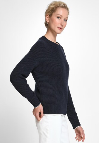 Pull-over include en bleu