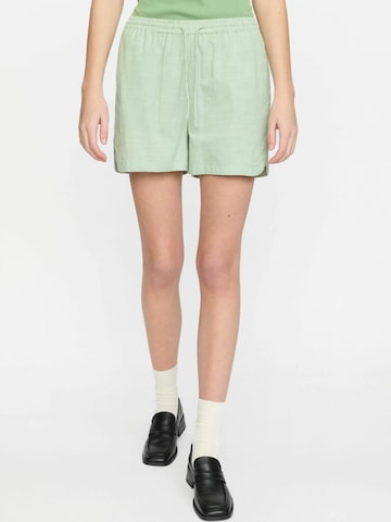 Regular Pantalon 'SREbbi' Soft Rebels en vert : devant