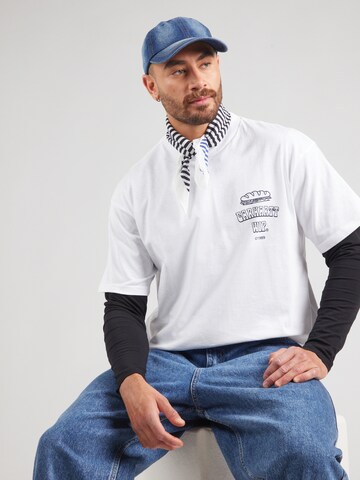 T-Shirt Carhartt WIP en blanc : devant