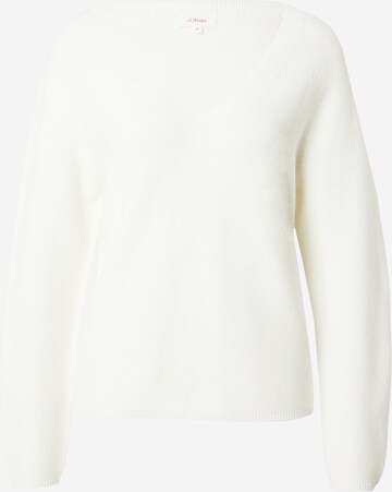 s.Oliver Sweater in White: front