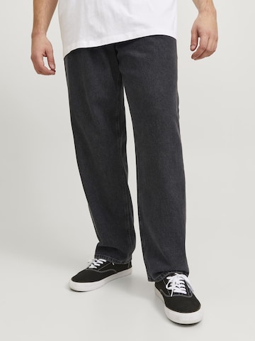 Jack & Jones Plus Regular Jeans 'Chris' in Zwart: voorkant