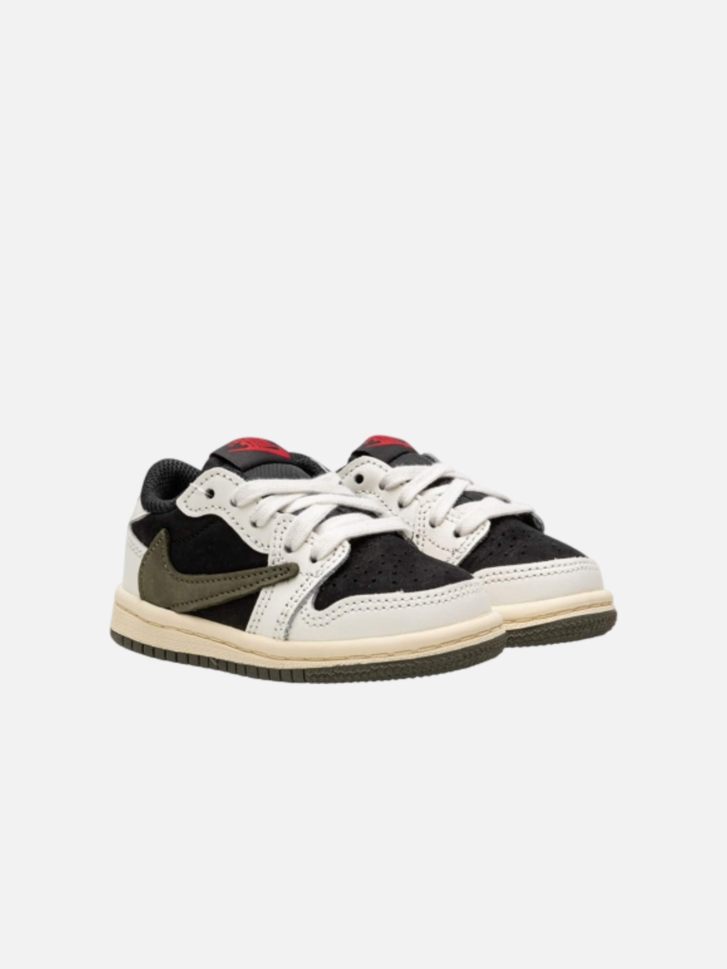 Baskets 'Air Jordan 1 Retro Low OG SP Travis Scott Olive Enfants et Bébés' Jordan en vert : devant
