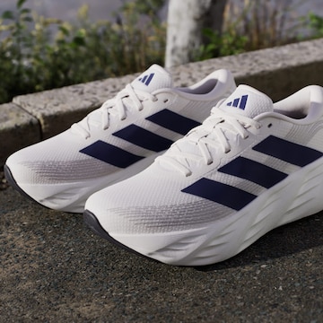 Chaussure de course 'Galaxy 8' ADIDAS PERFORMANCE en blanc