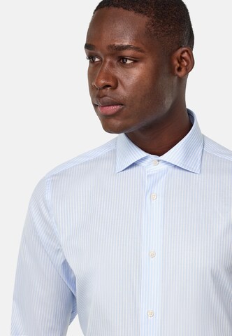 Coupe regular Chemise Boggi Milano en bleu