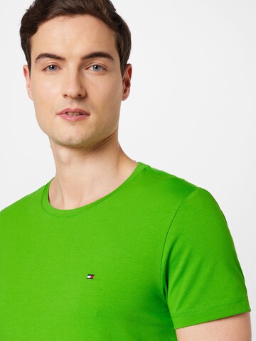 TOMMY HILFIGER Slim fit Μπλουζάκι σε πράσινο