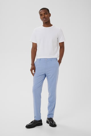 Matinique Regular Hose 'Liam' in Blau