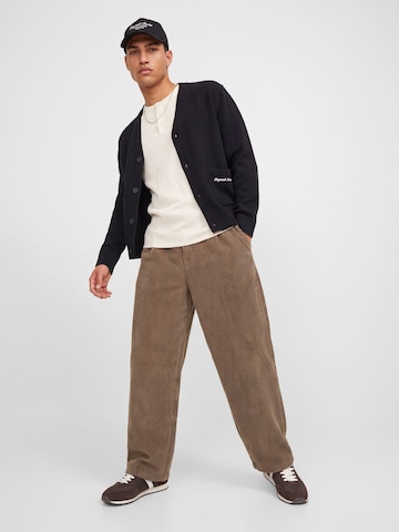 JACK & JONES Loose fit Pleat-Front Pants 'JPStevan' in Brown