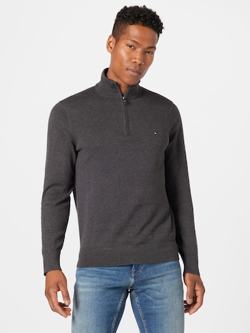 Pull-over TOMMY HILFIGER en gris : devant