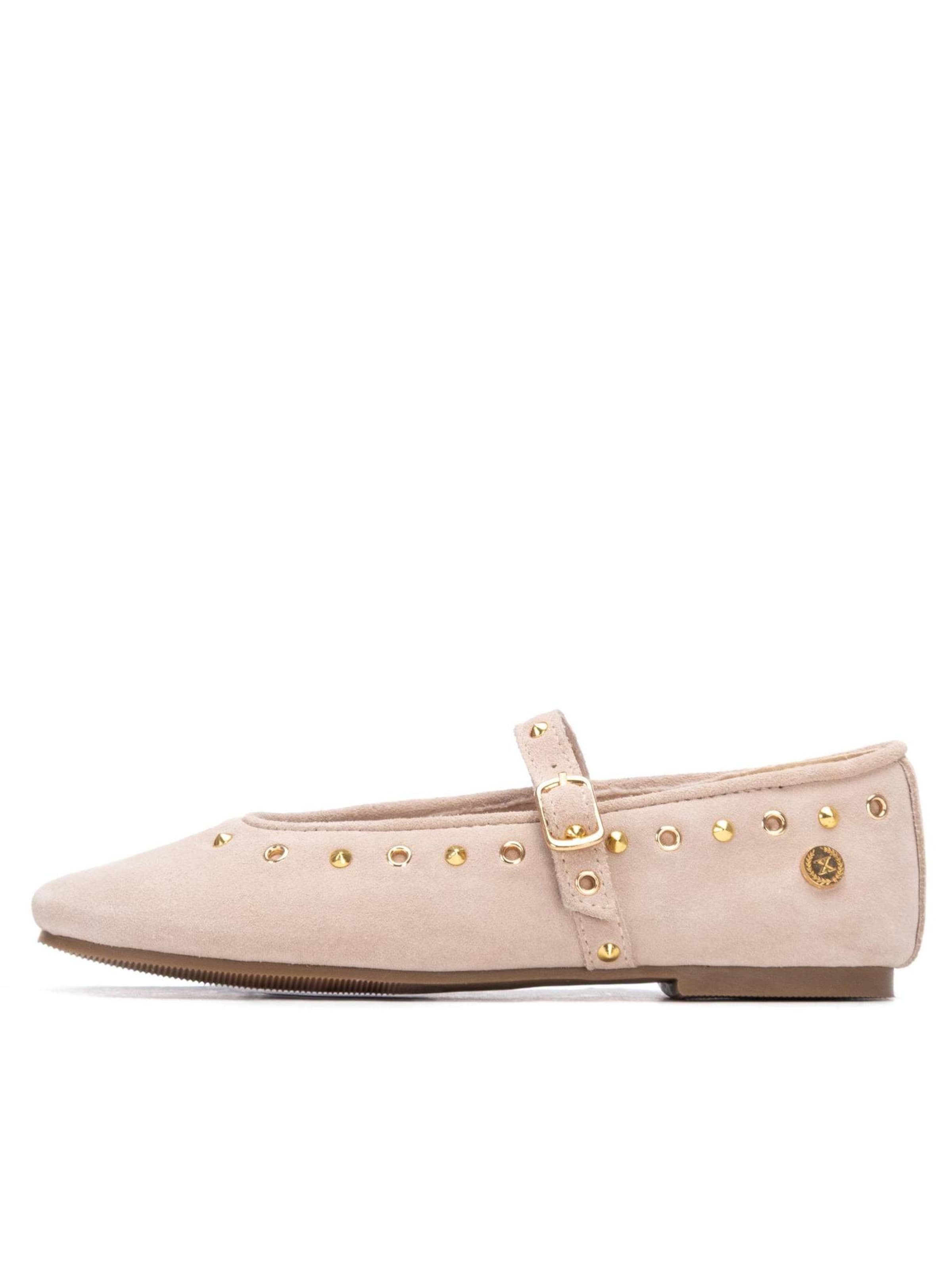 Xti Ballet Flats in Beige