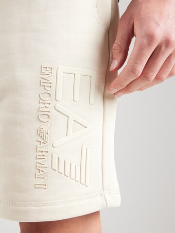 EA7 Emporio Armani Regularen Hlače | bež barva
