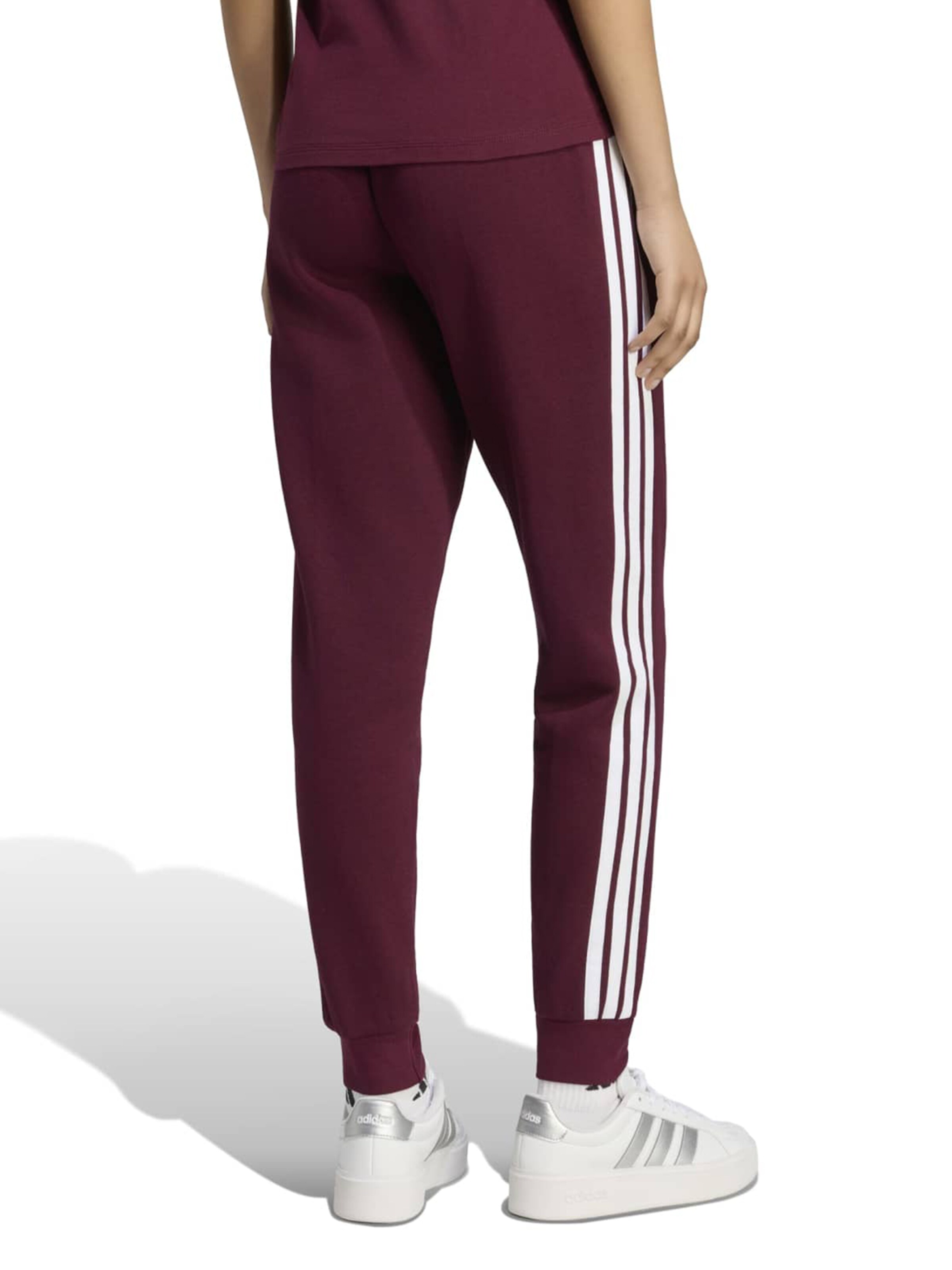 ADIDAS SPORTSWEAR Alt kitsenev Spordipüksid, värv punane