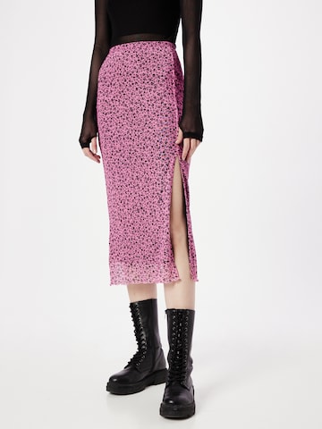 Monki Skirt in Pink