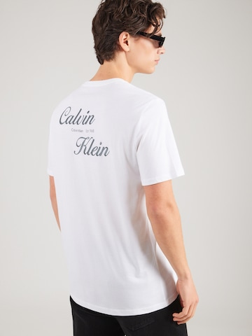 Calvin Klein Jeans regular Μπλουζάκι σε λευκό: μπροστά