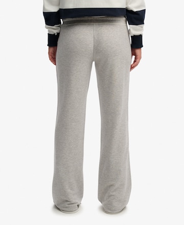 évasé Pantalon 'Athletic Essentials' Superdry & Co en gris