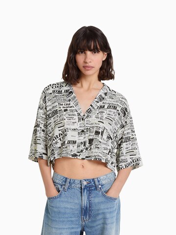 Bershka Blouse in Zwart: voorkant