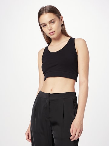 ABOUT YOU Top in Black: front