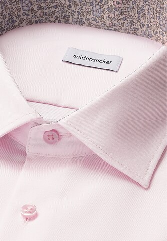 Coupe slim Chemise business 'Schwarze Rose' SEIDENSTICKER en rose