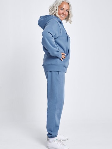 SPORTKIND - Loosefit Pantalón deportivo 'Jogging Pants' en gris