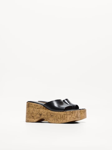 Mule Bershka en noir