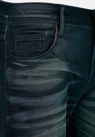 Coupe slim Jean CIPO & BAXX en vert