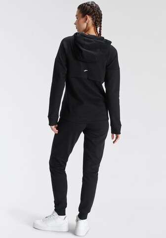FAYN SPORTS Sweatsuit in Black