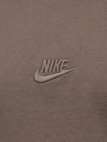 Nike Sportswear T-Shirt 'PREM ESS' in Braun