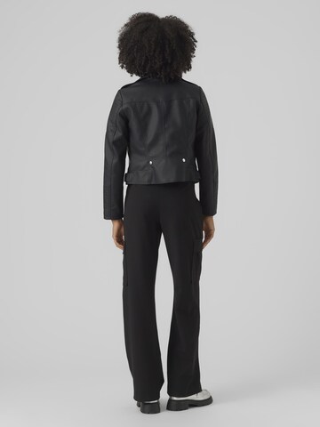 VERO MODA Between-Season Jacket 'RAMON' in Black