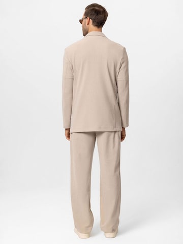 Antioch Regular Kostym 'Lacopo' i beige