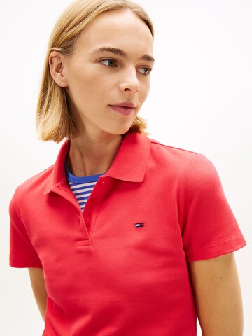 Tommy Jeans Тениска 'ESSENTIAL' в червено