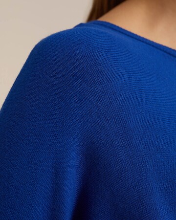 WE Fashion Sweater in Blue