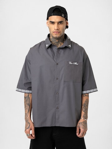 Dandalo Shirt in Grau: Vorderseite