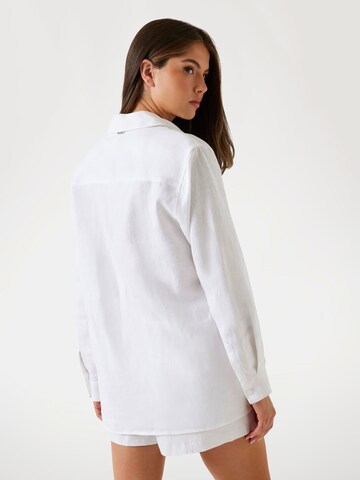 GUESS Blouse in White