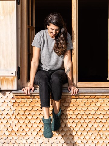 Gottstein Slippers 'Hüttenschuhe Knit Boot' in Green