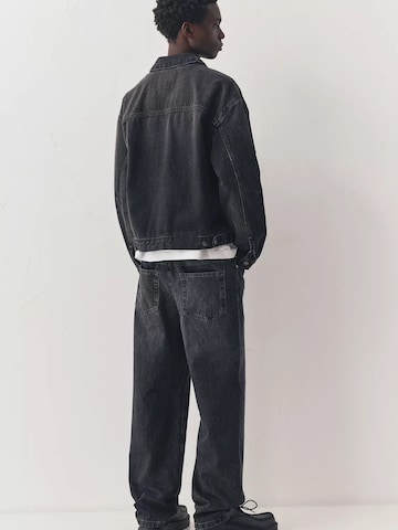 Pull&Bear Baggy Farkut värissä musta