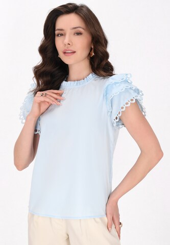 faina - Blusa em azul: frente