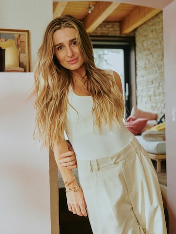 Tatiana Zidekova Rövid body - fehér