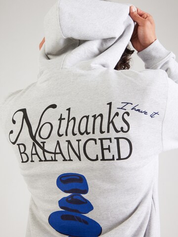 Woodbird Sweatshirt 'Pacs Balance' i grå