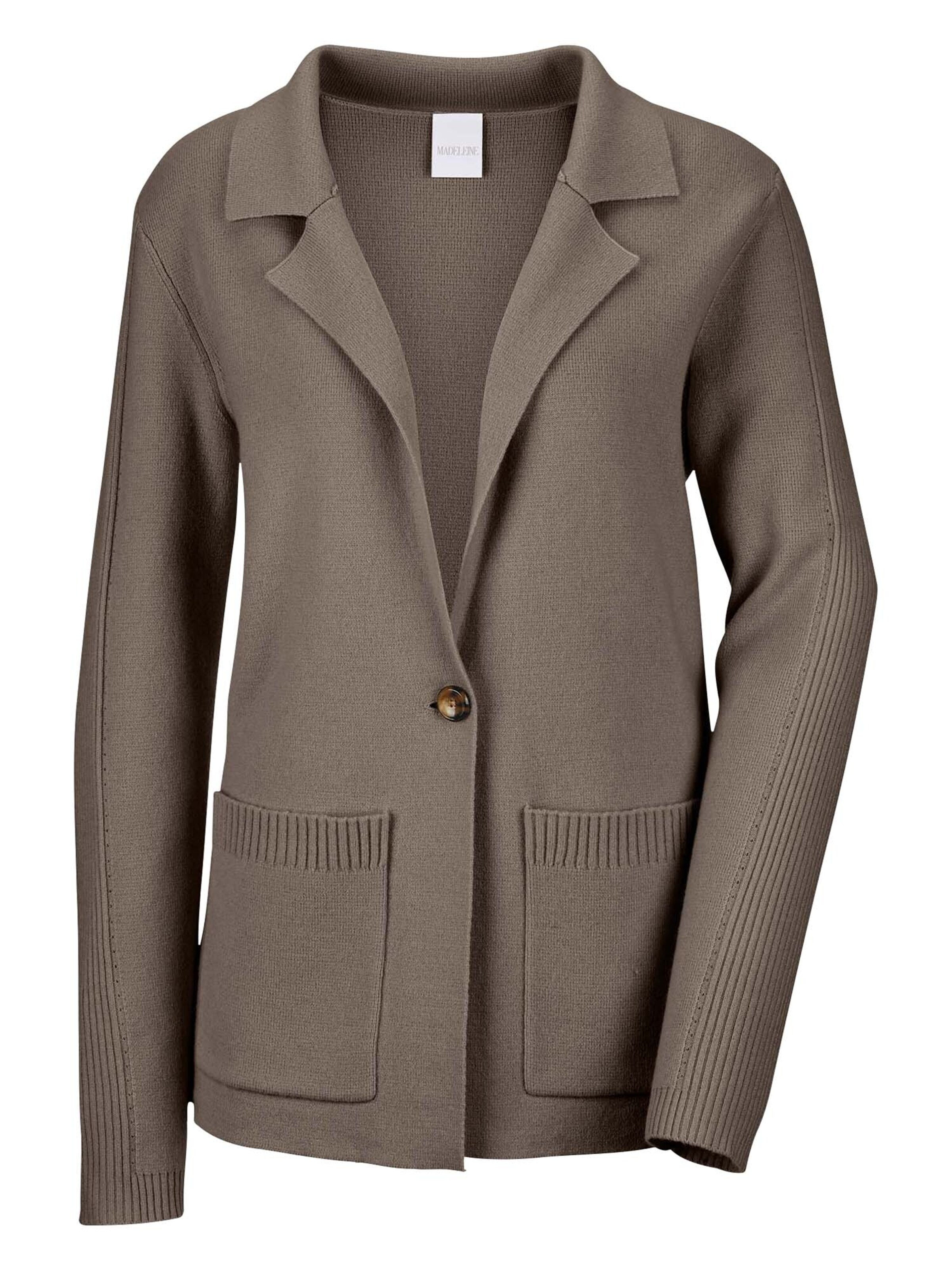 MADELEINE Strickjacke in Braun: Vorderseite