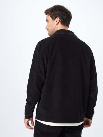 ABOUT YOU Limited - Regular Fit Camisa 'Joey' em preto