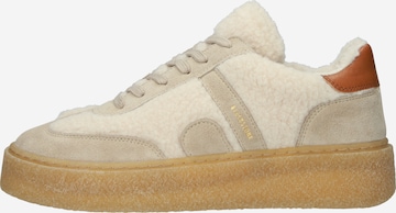 BLACKSTONE Platform trainers 'Enjar Natuk EL423' in White: front