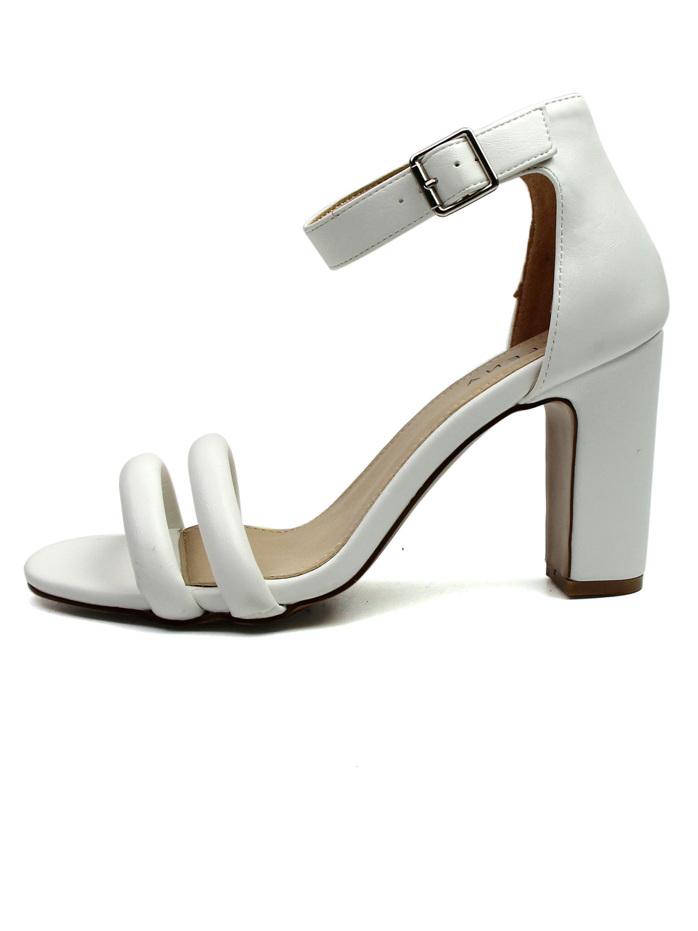 Celena Siksniņsandales 'Chelsie', krāsa - balts, Preces skats