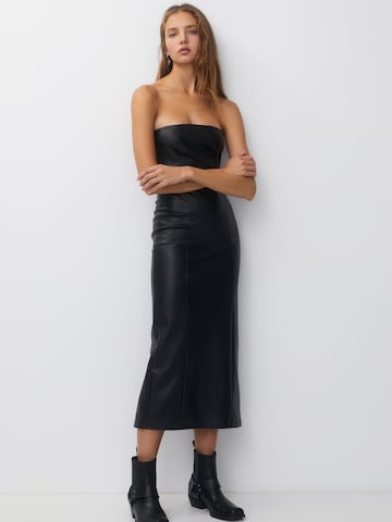 Pull&Bear Kleid in Schwarz: predná strana